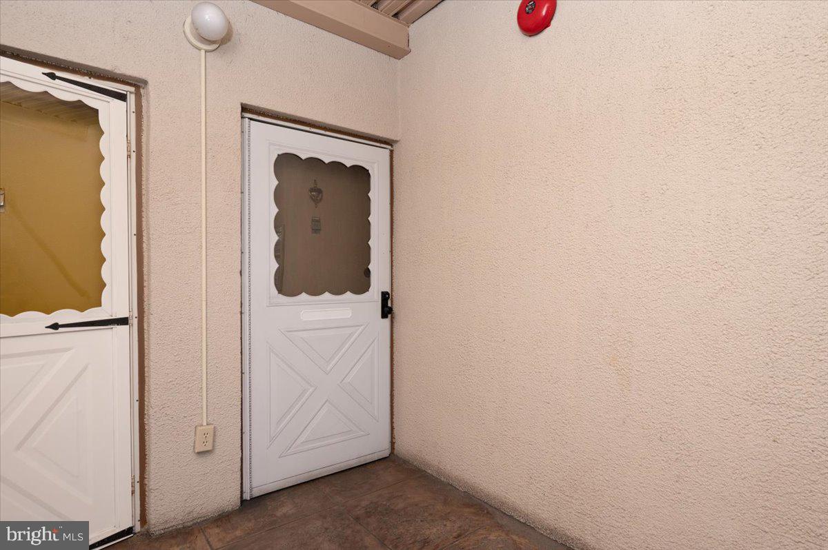 354 GATEWATER COURT D