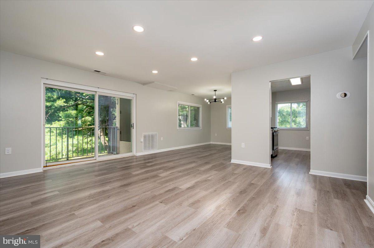 354 GATEWATER COURT D