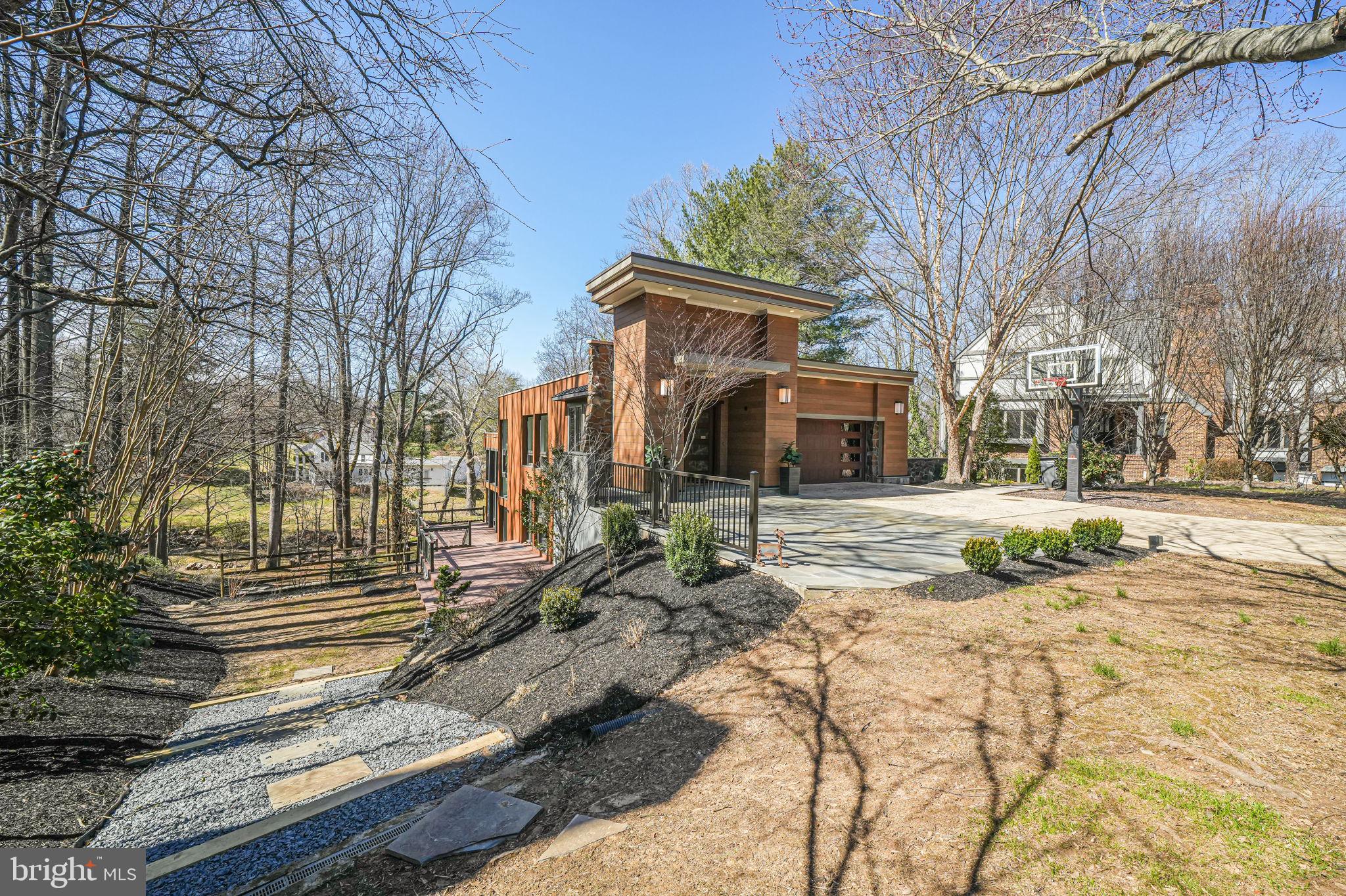 POTOMAC ESTATES - Residential