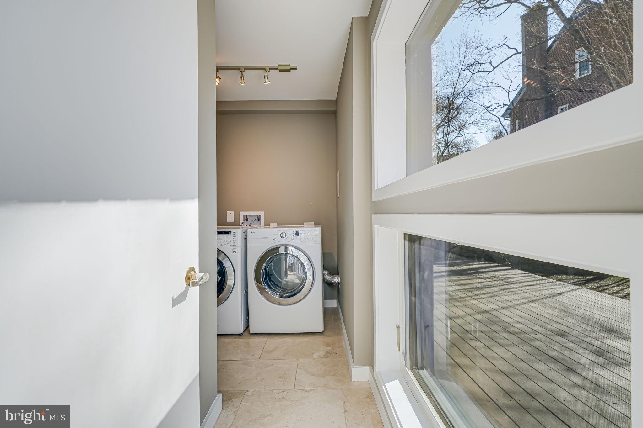 POTOMAC ESTATES - Residential