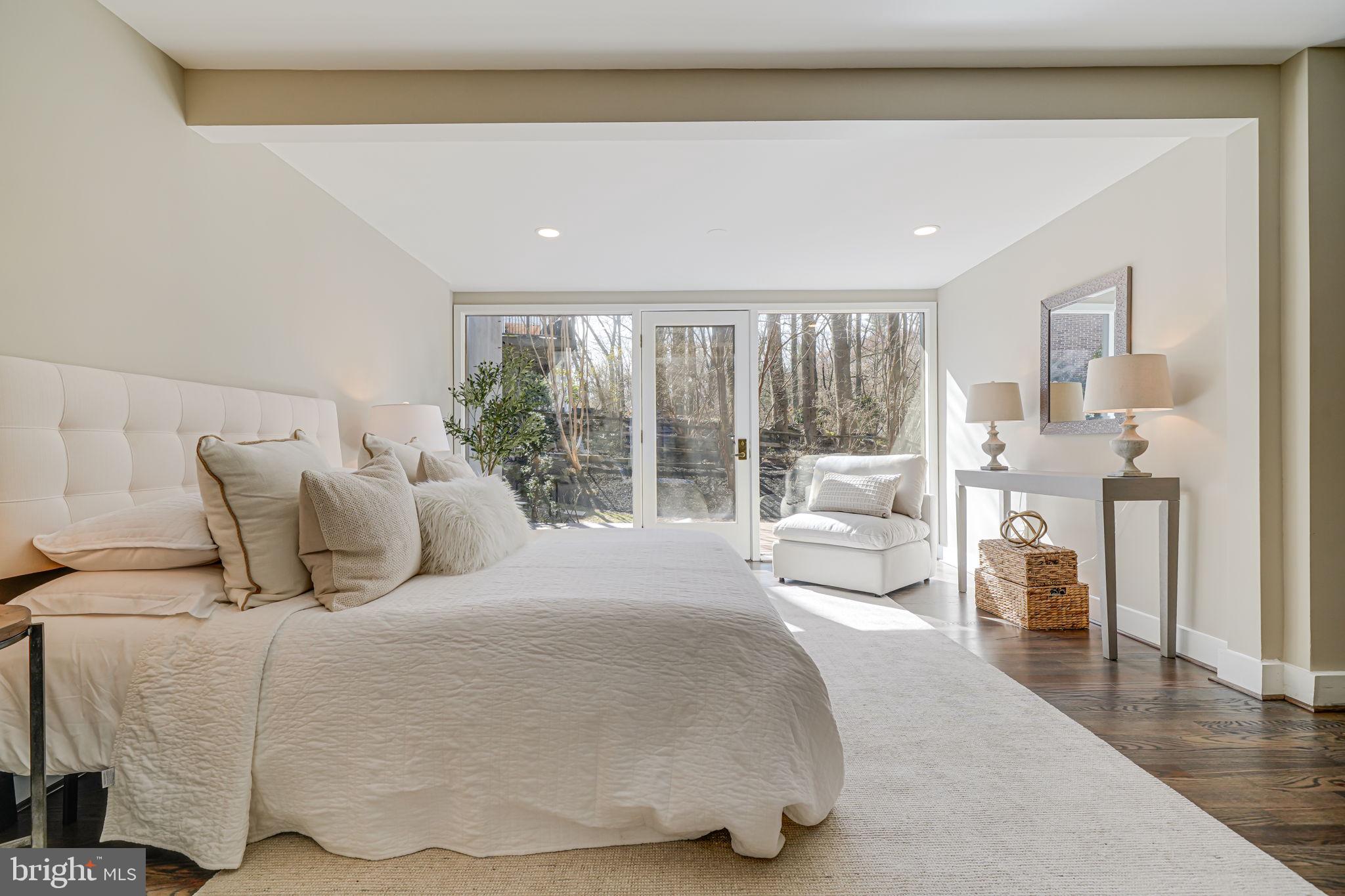 POTOMAC ESTATES - Residential