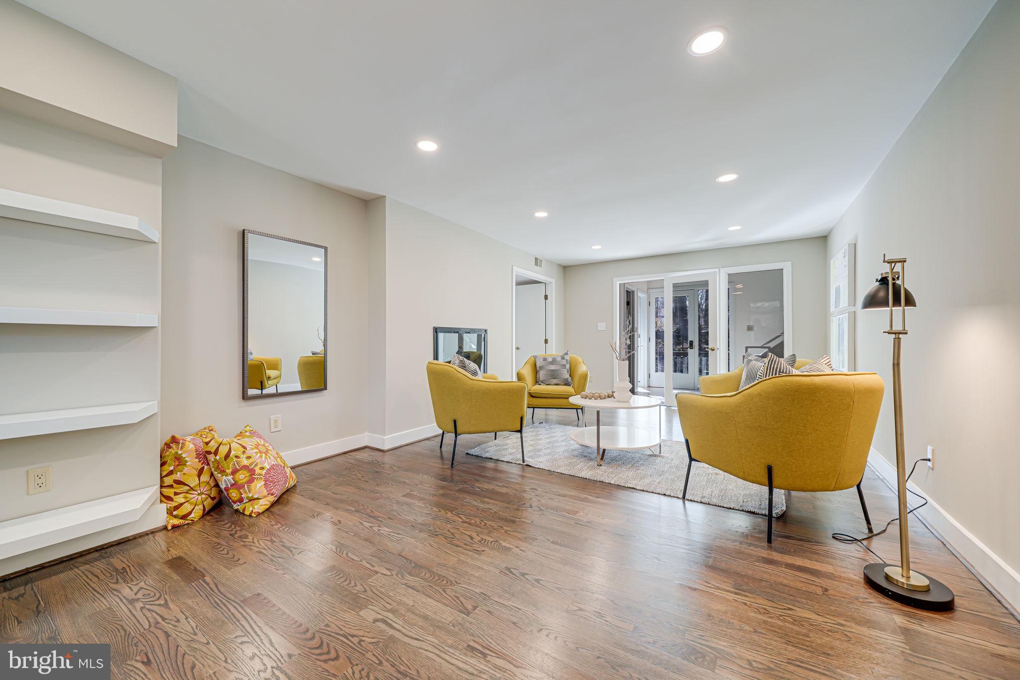 POTOMAC ESTATES - Residential