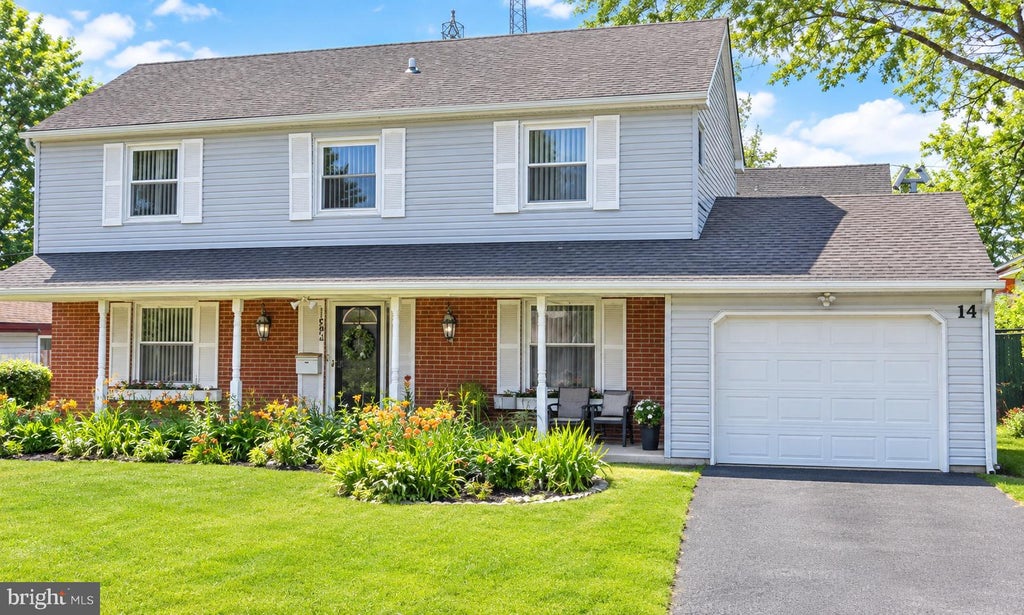 Photo of 14 Melrose Lane, WILLINGBOROUGH, NJ 08046 (MLS # NJBL2120710)