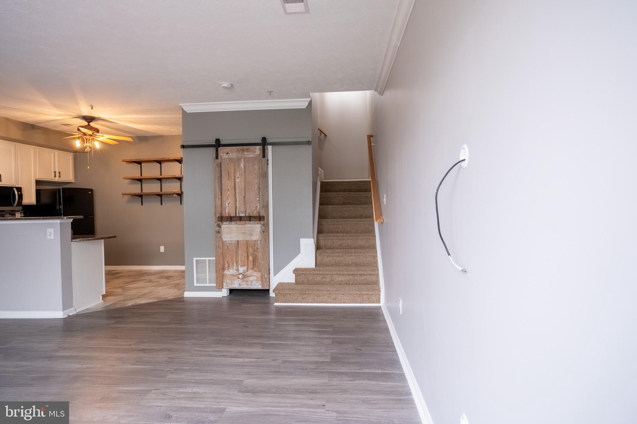 WELLINGTON TRACE - Residential