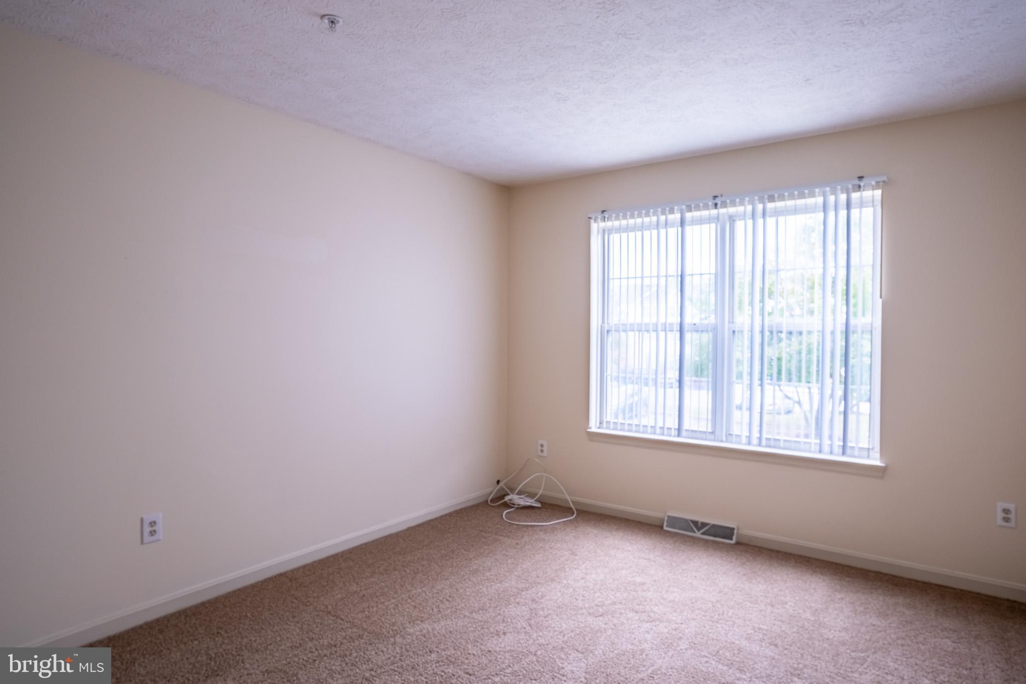 WELLINGTON TRACE - Residential