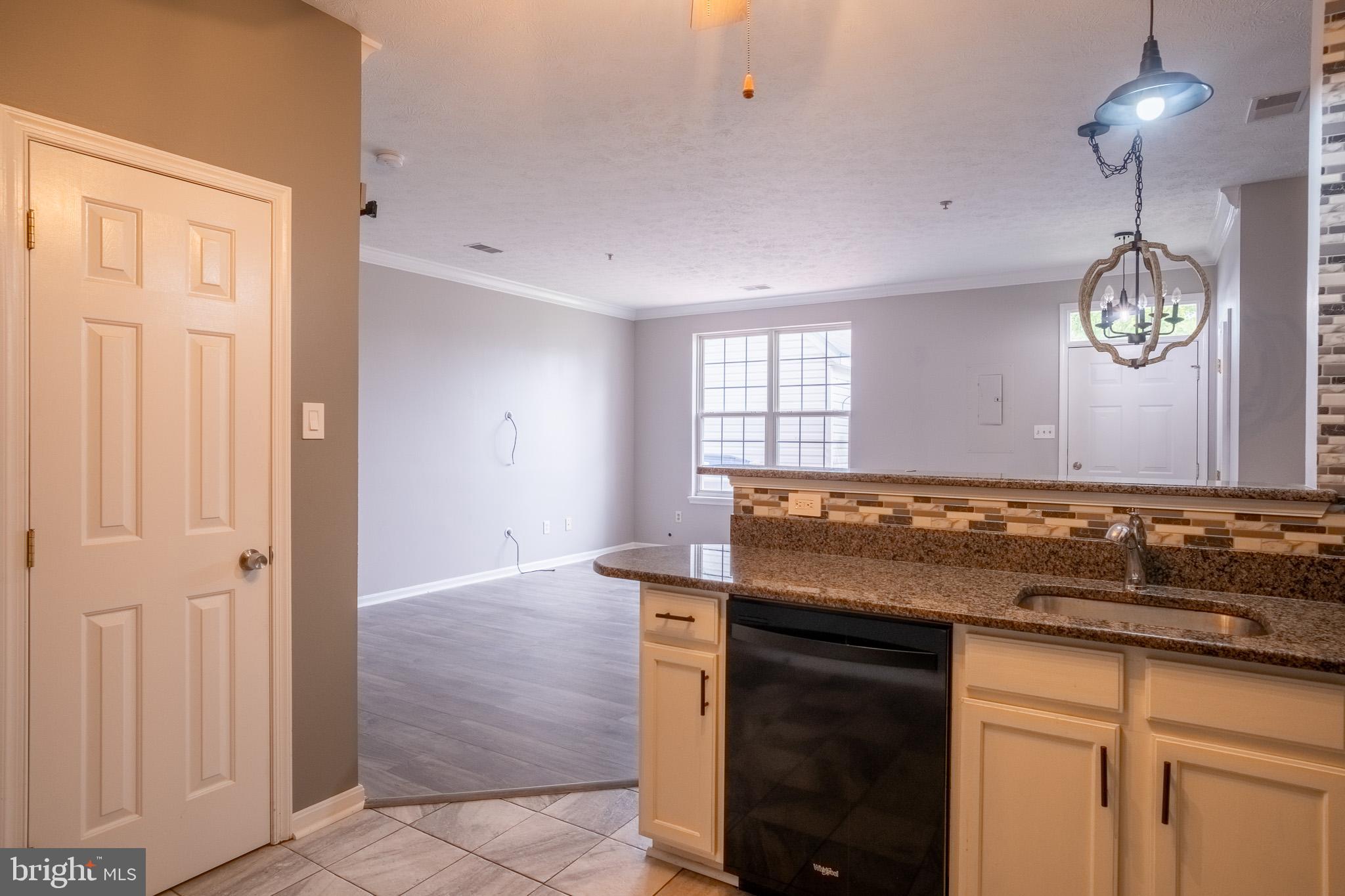 WELLINGTON TRACE - Residential