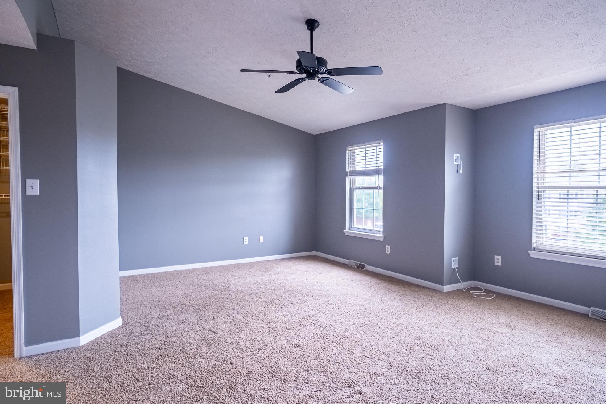 WELLINGTON TRACE - Residential