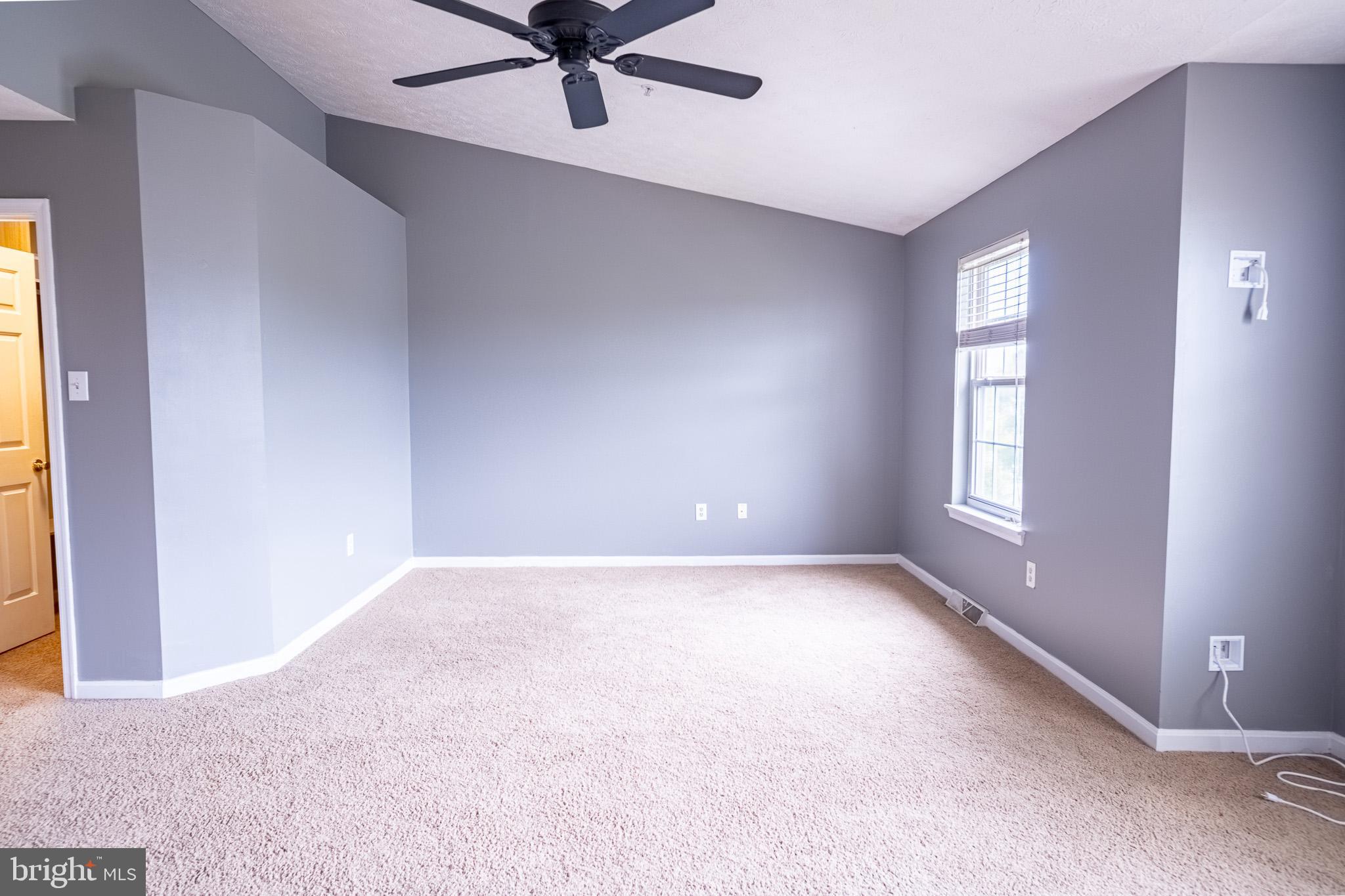 WELLINGTON TRACE - Residential