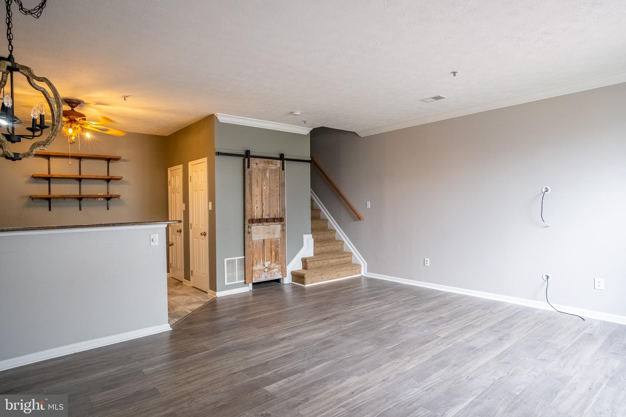 WELLINGTON TRACE - Residential