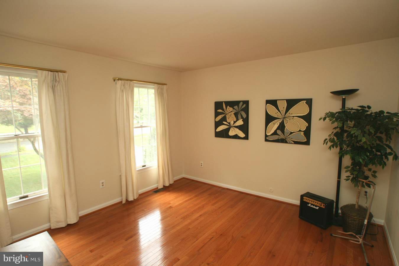 SHIPLEYS CHOICE - Residential Lease