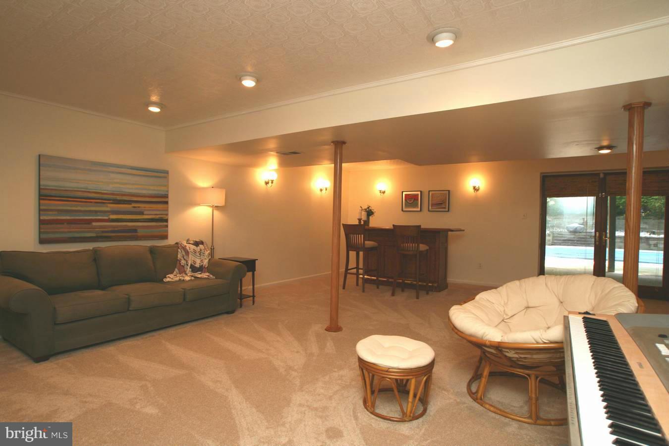 SHIPLEYS CHOICE - Residential Lease