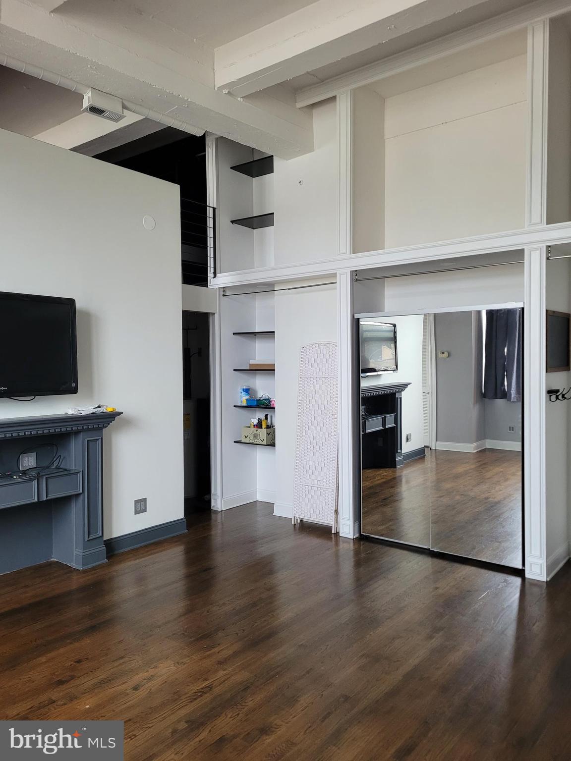 BELLA VISTA - Residential Lease