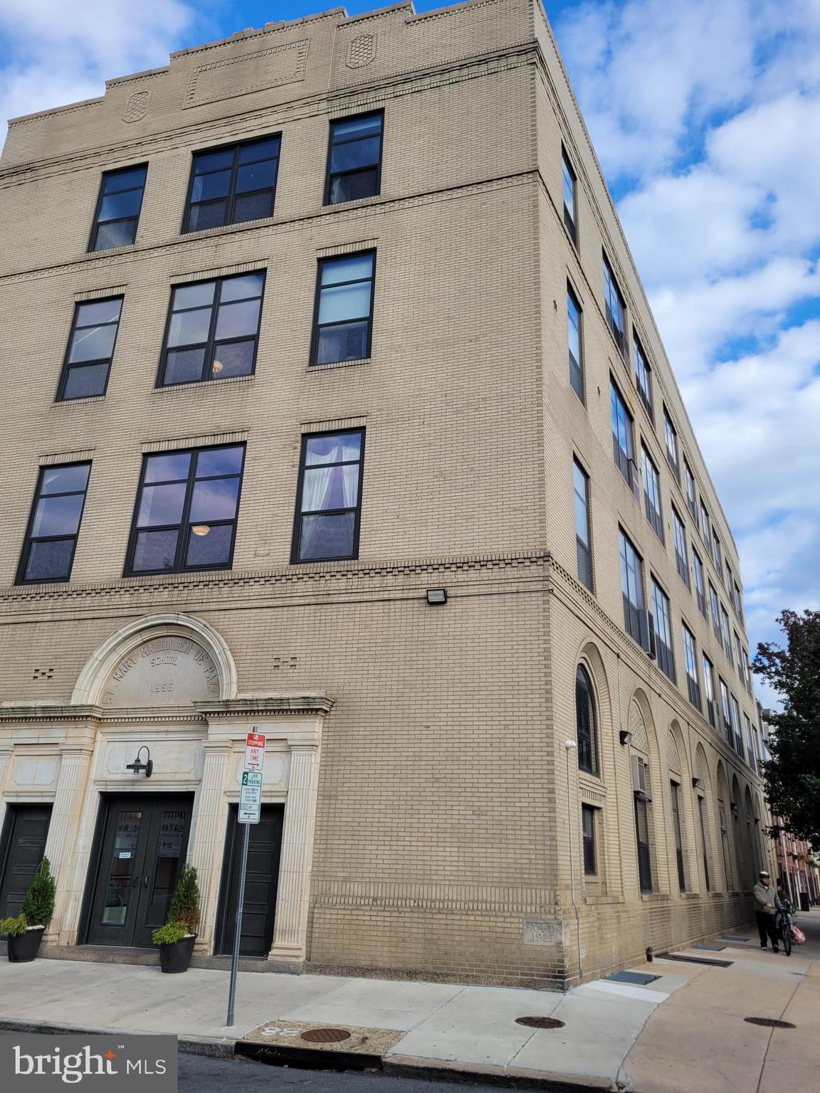 BELLA VISTA - Residential Lease