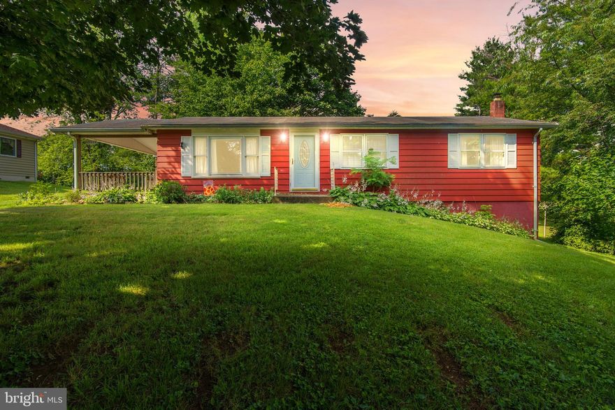 MULTIPLE OFFERS!  BEST AND FINAL DUE SUNDAY, JULY 16TH. 6:00 PM. What a find!  Great for first timers, down sizers, investors....   Check out this single family RANCHER, three bedrooms, one bath, full basement on nearly 2  acres in the Smithsburg school district.  Country setting, still close to everything you need. Check it out!
**buyer to verify schools