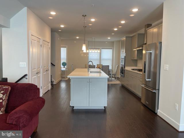 KING FARM IRVINGTON - Residential Lease