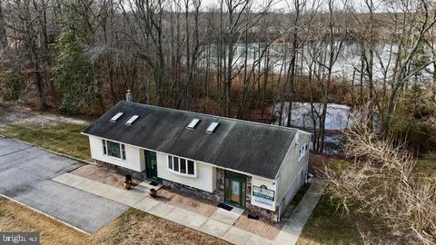 Tiny photo for 714 Harding Highway, CARNEYS POINT, NJ 08069 (MLS # NJSA2017688)