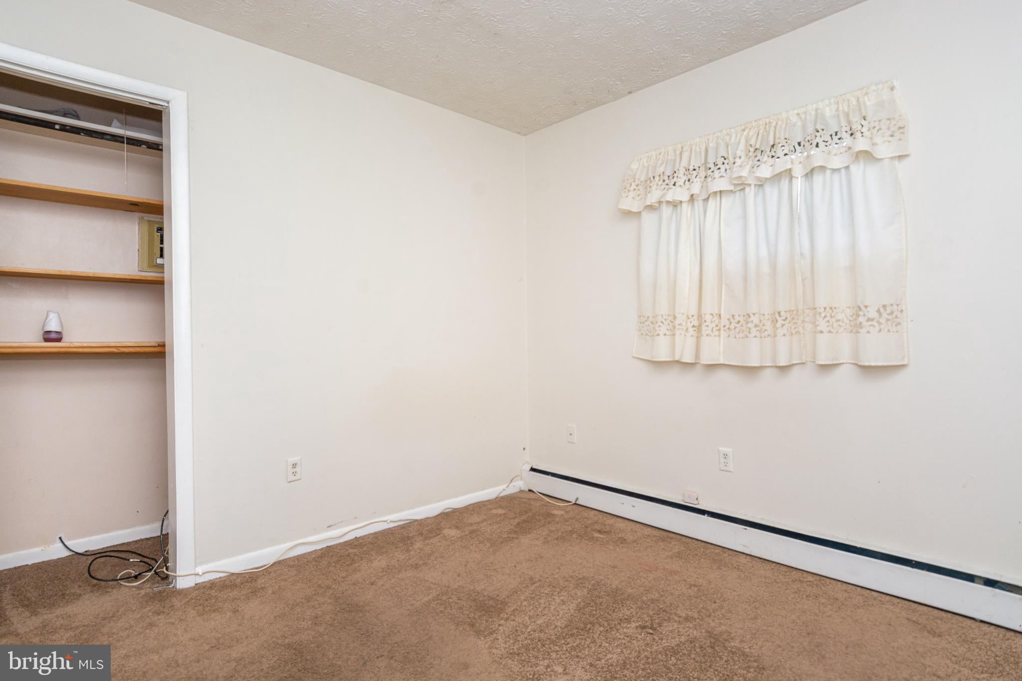 GREEN GABLES - Residential