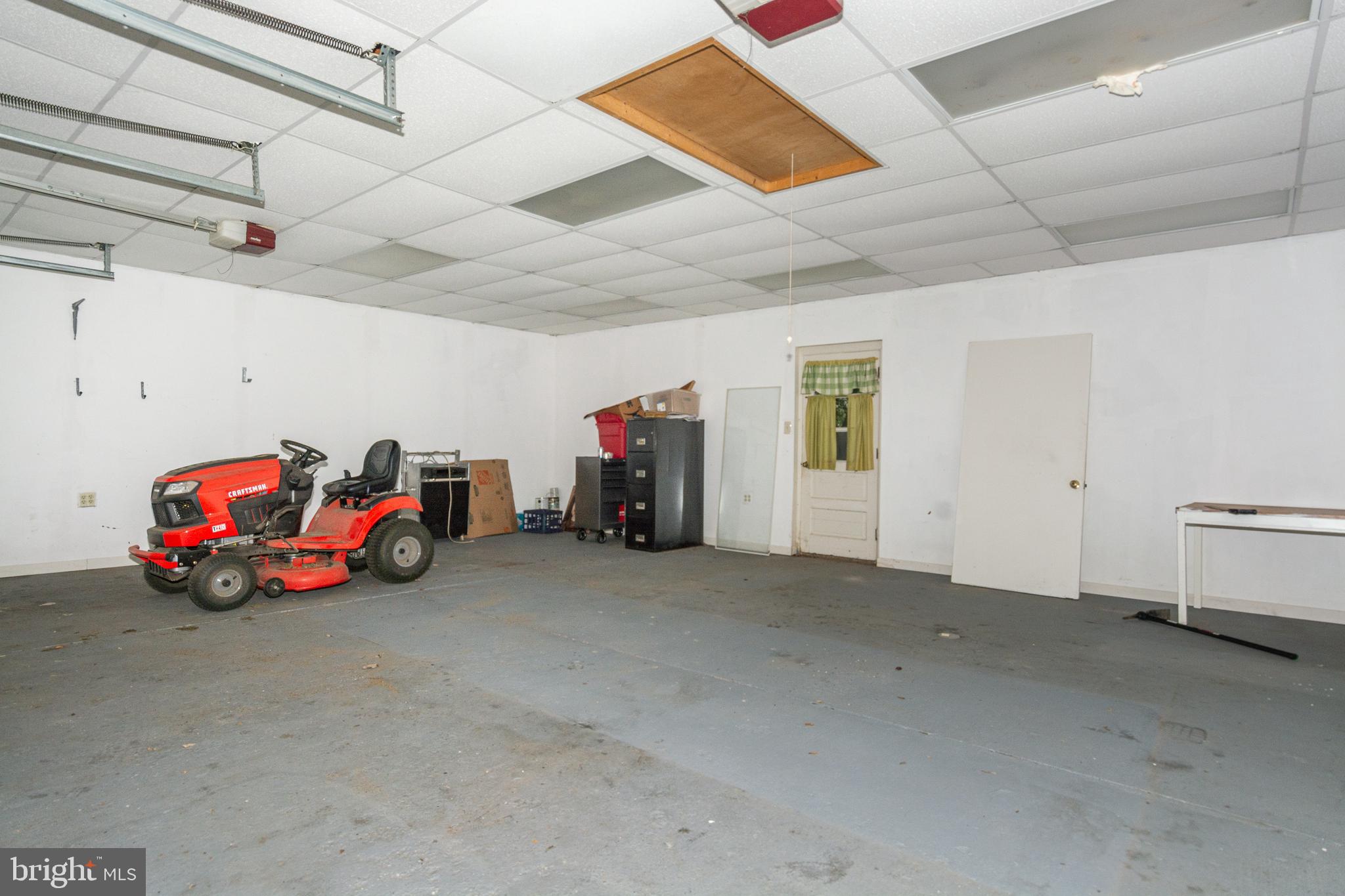 GREEN GABLES - Residential