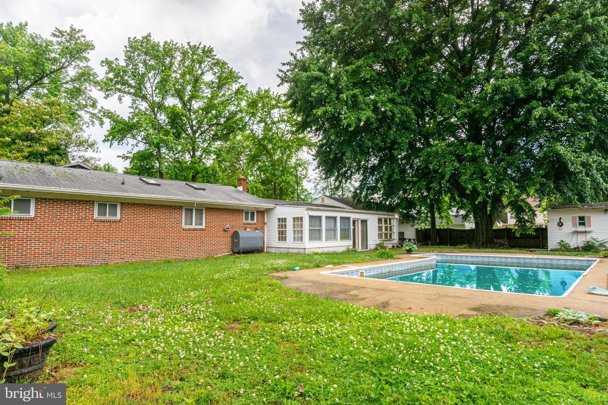 GREEN GABLES - Residential