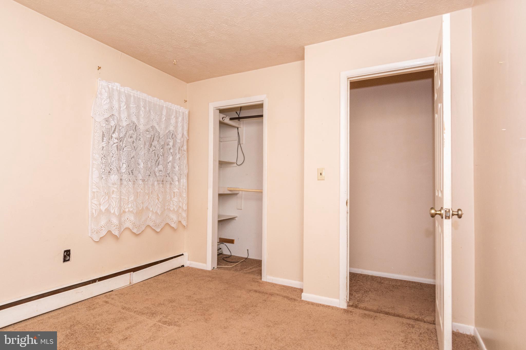 GREEN GABLES - Residential