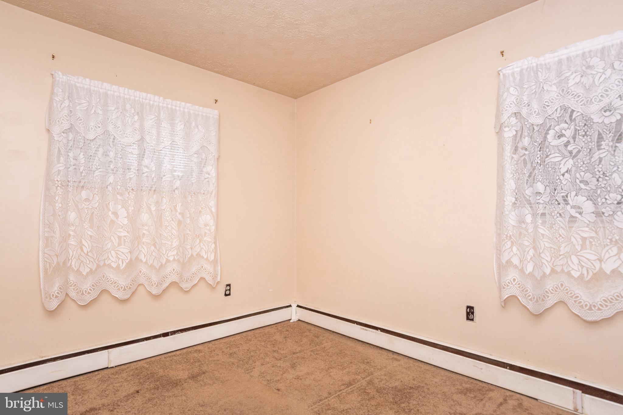 GREEN GABLES - Residential