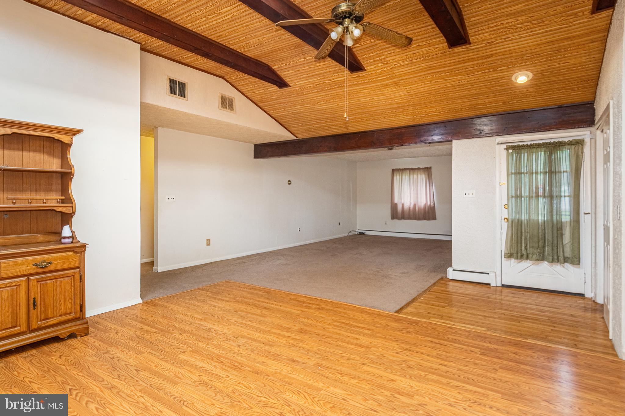 GREEN GABLES - Residential