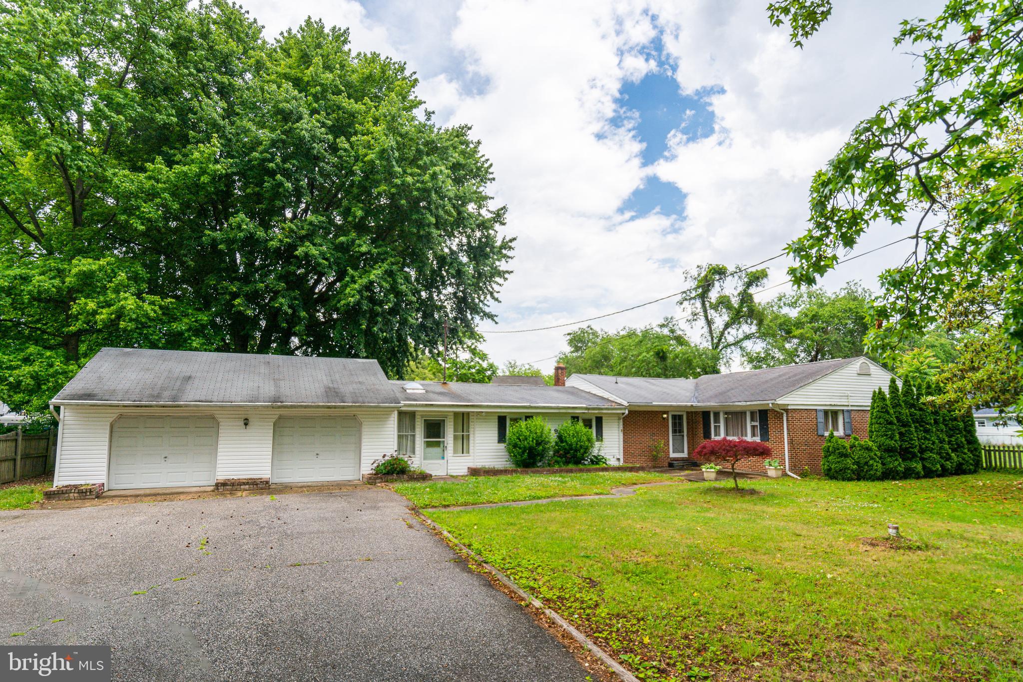 GREEN GABLES - Residential