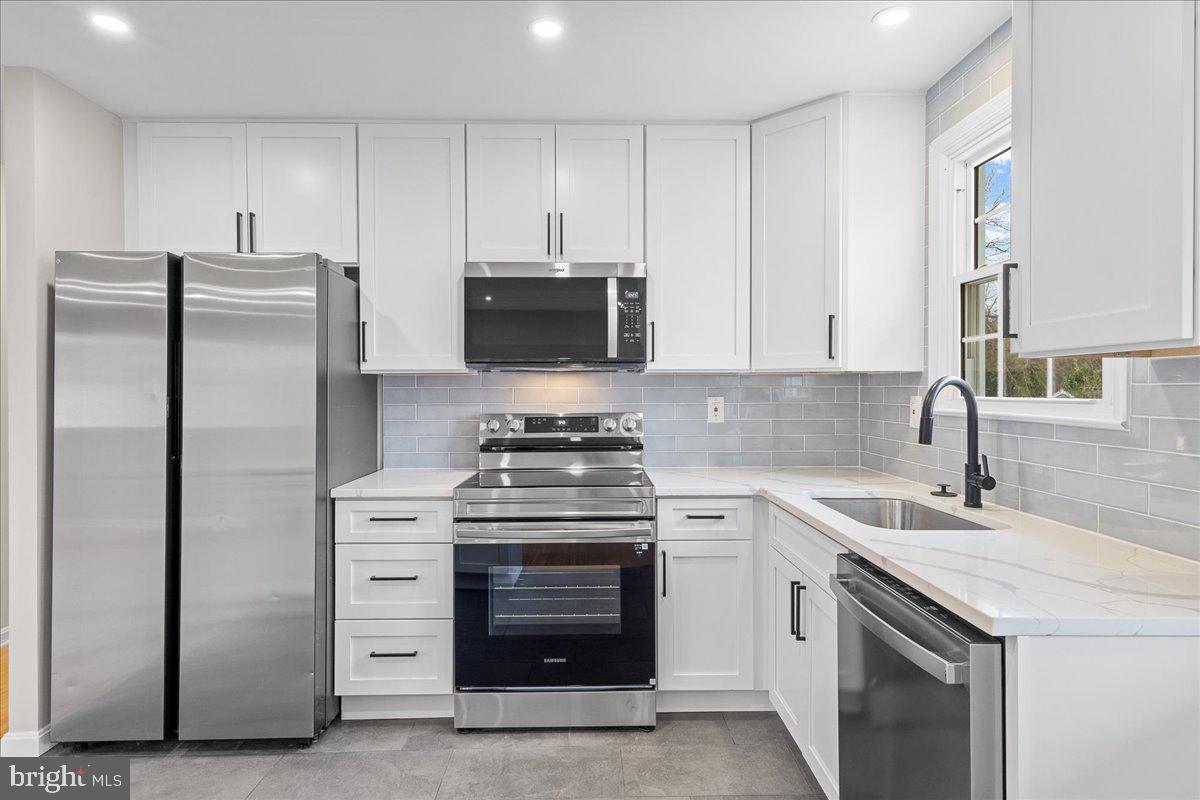 BRADBURY PARK - Residential