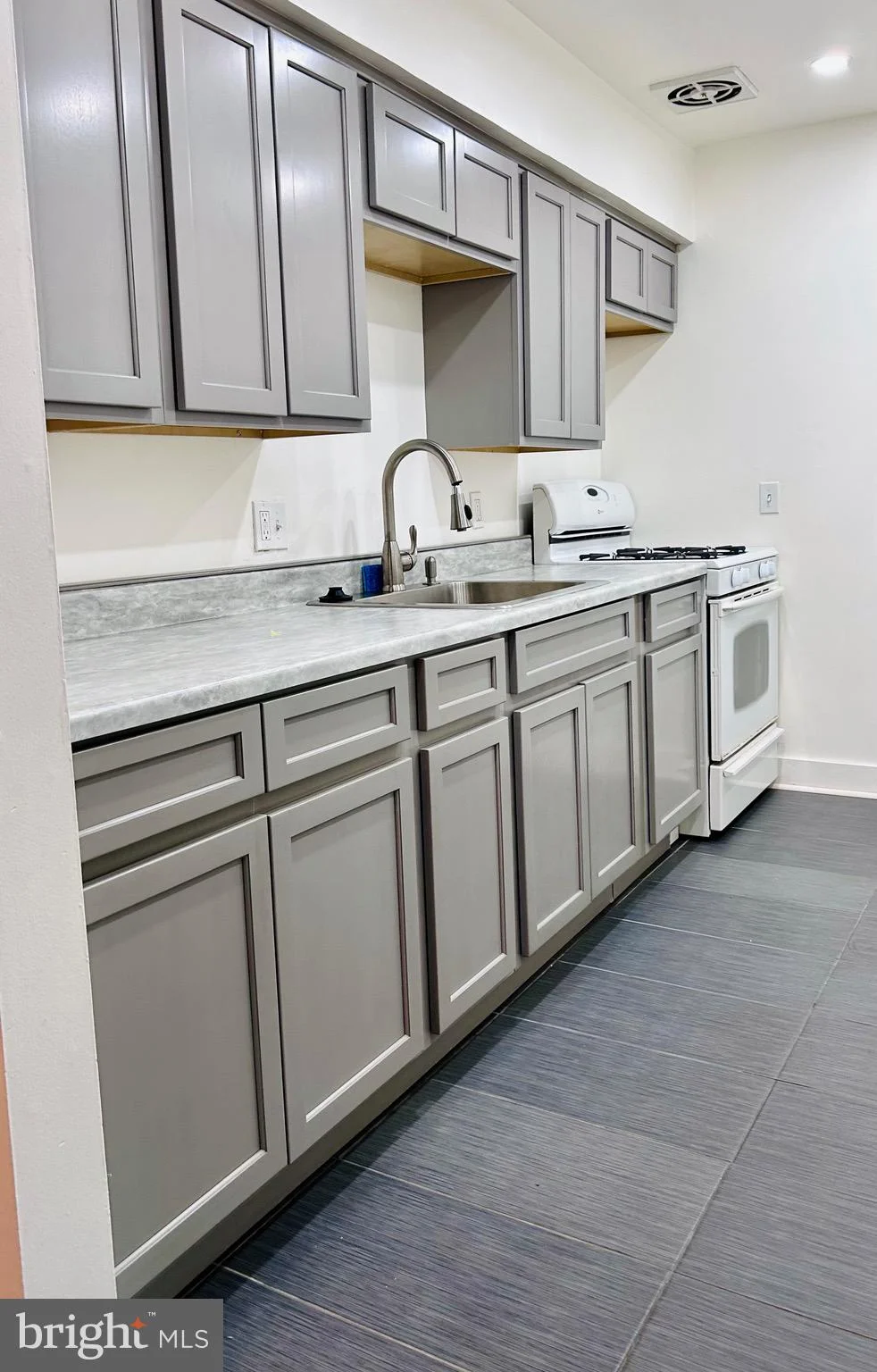 5219 Newton Street Unit 102, Bladensburg, MD, 20710