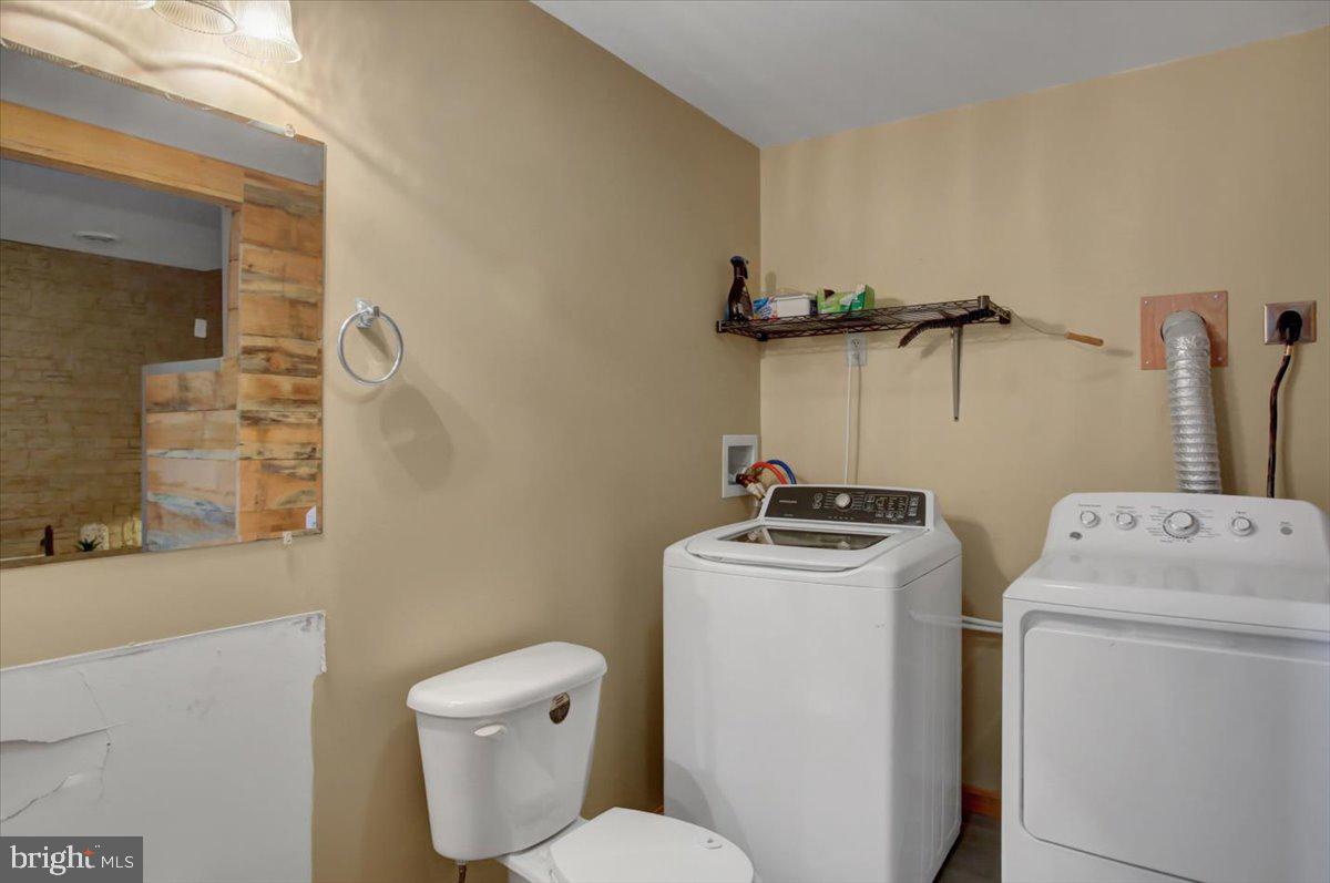 HILLVIEW ESTATES - Residential