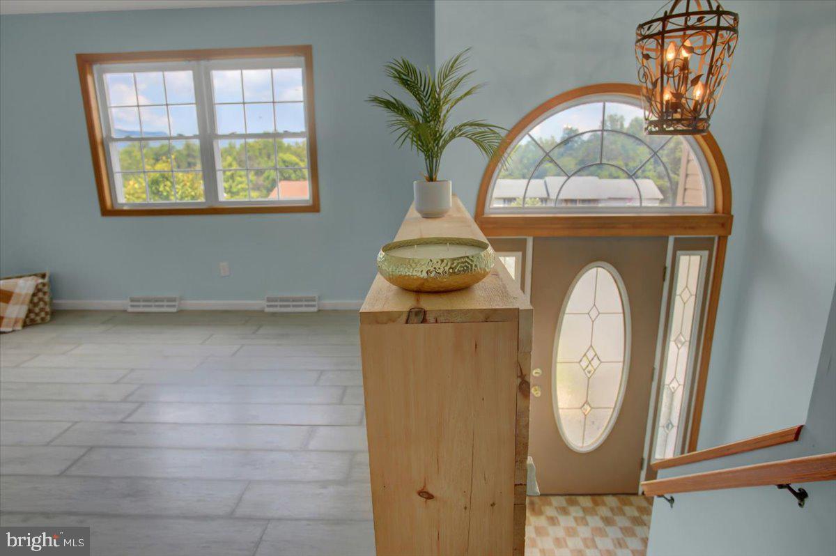 HILLVIEW ESTATES - Residential