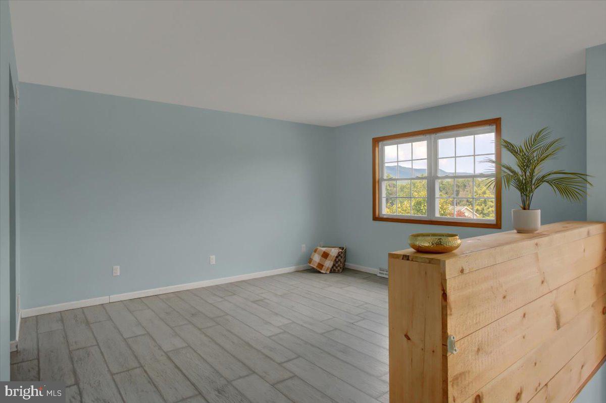 HILLVIEW ESTATES - Residential