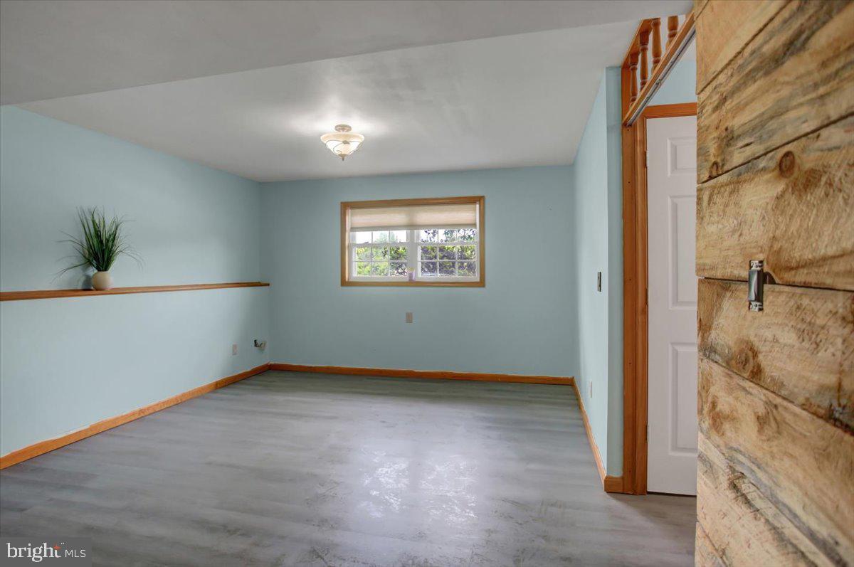 HILLVIEW ESTATES - Residential