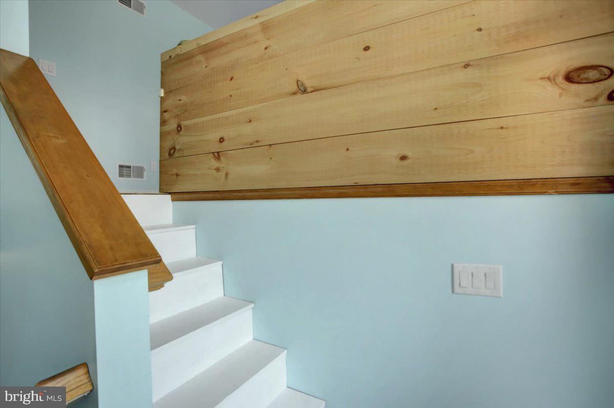 HILLVIEW ESTATES - Residential