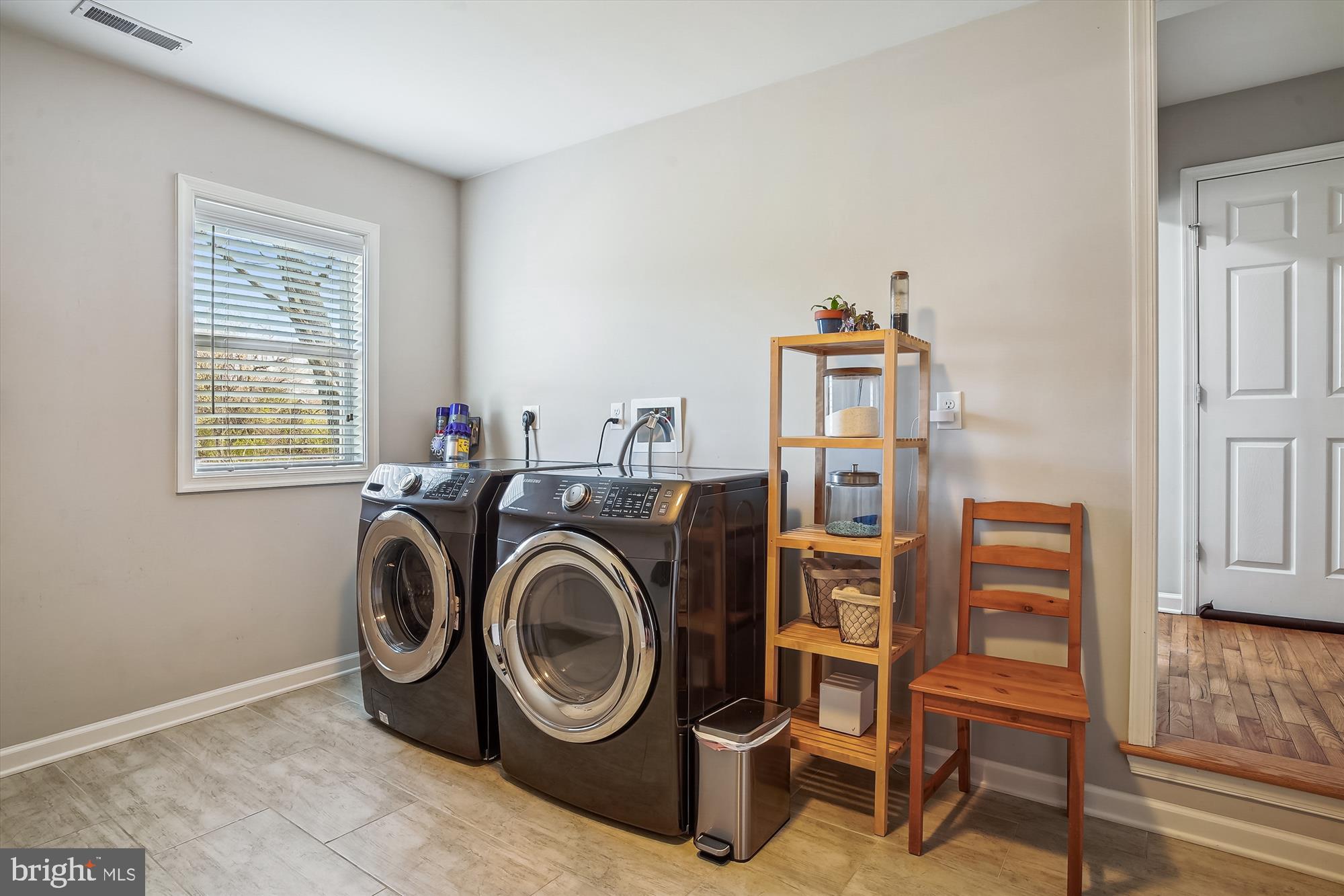 CENTREVILLE - Residential