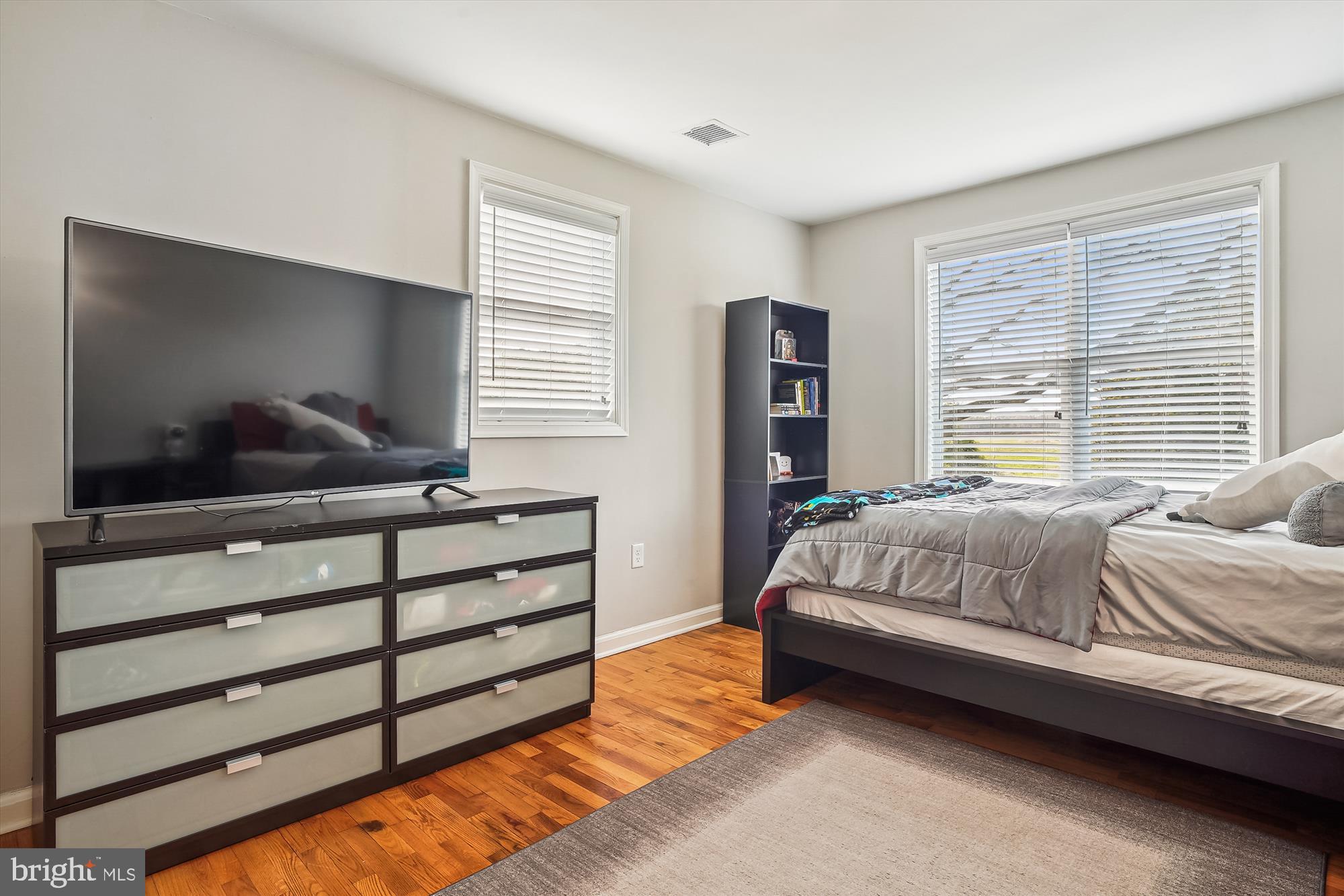 CENTREVILLE - Residential