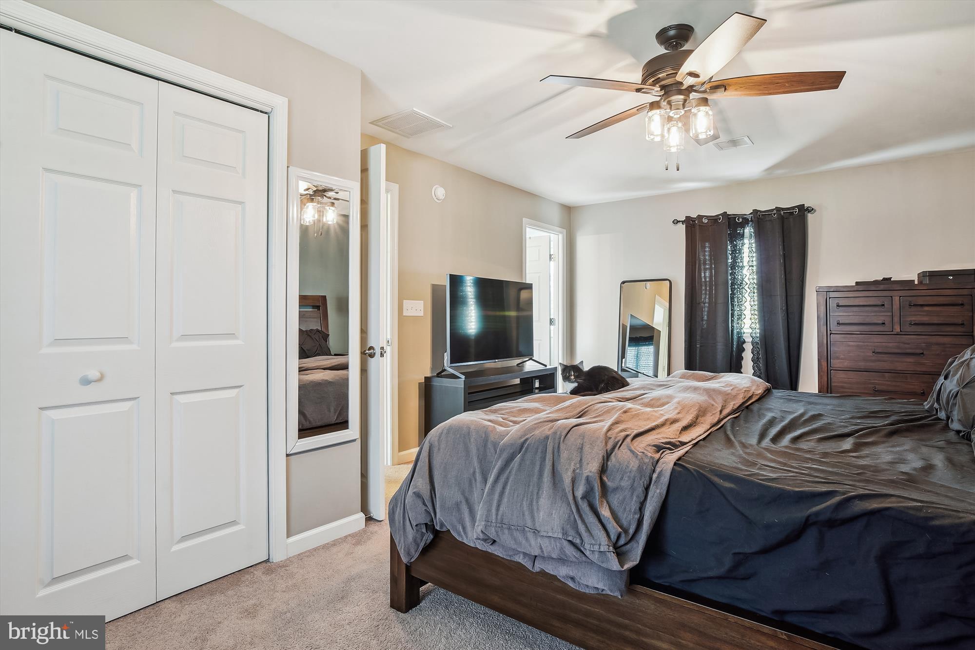 CENTREVILLE - Residential