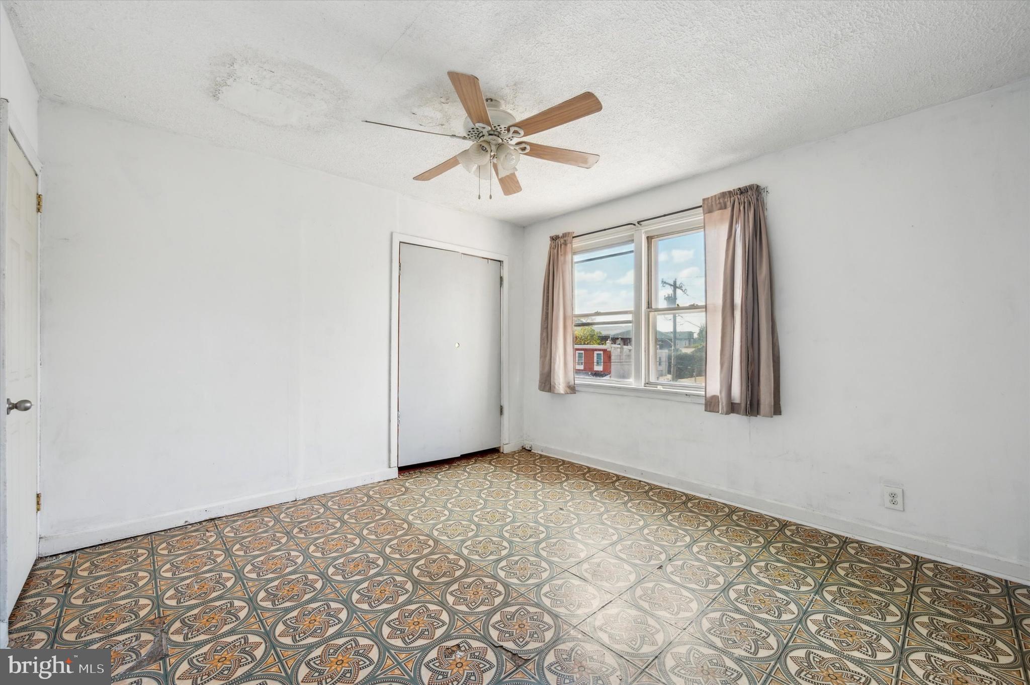 OLNEY - Residential