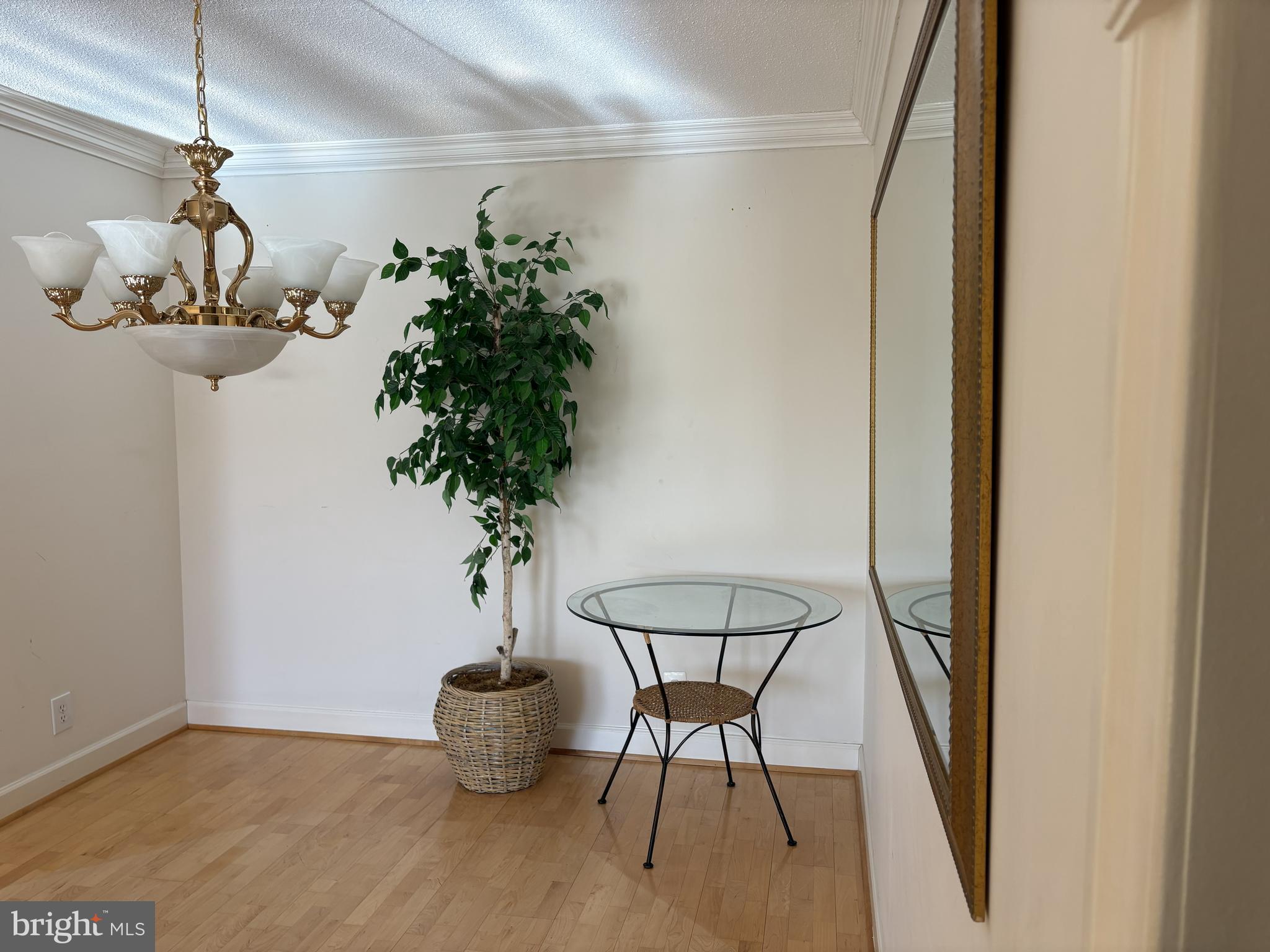 ROTONDA - Residential Lease