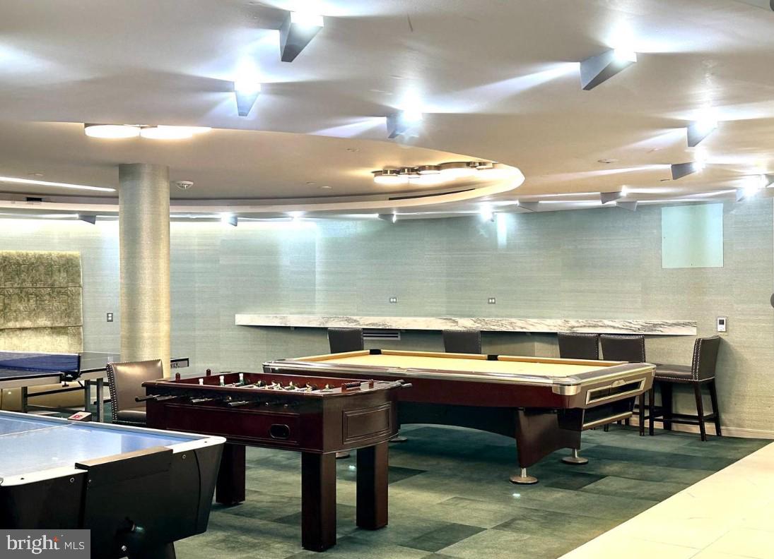 ROTONDA - Residential Lease