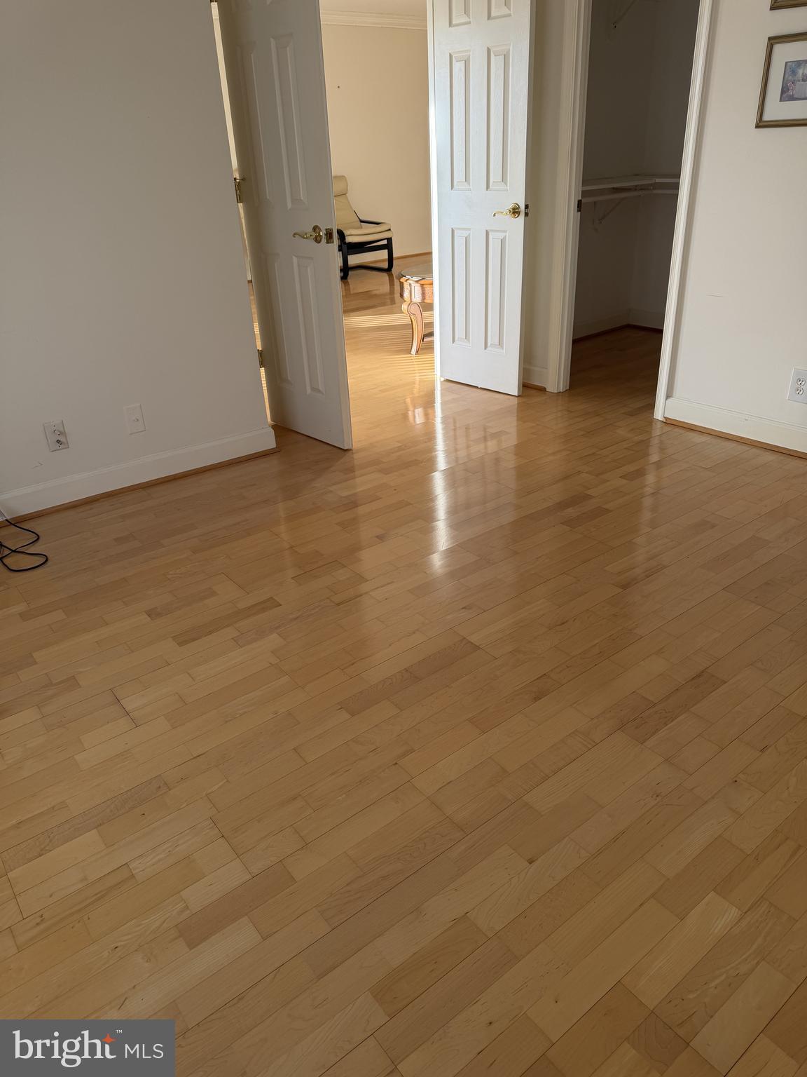 ROTONDA - Residential Lease