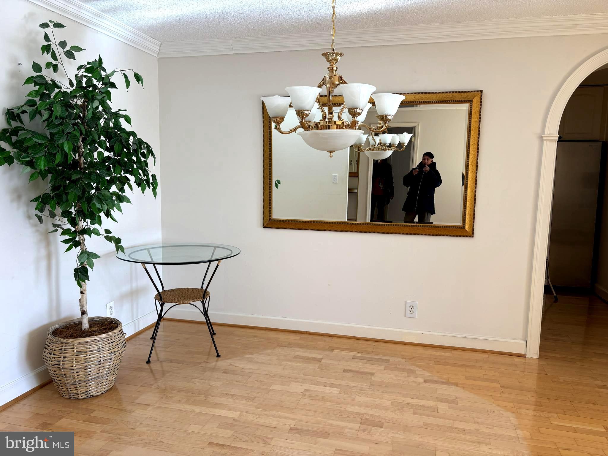 ROTONDA - Residential Lease