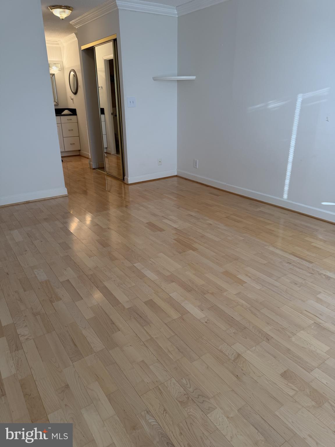 ROTONDA - Residential Lease