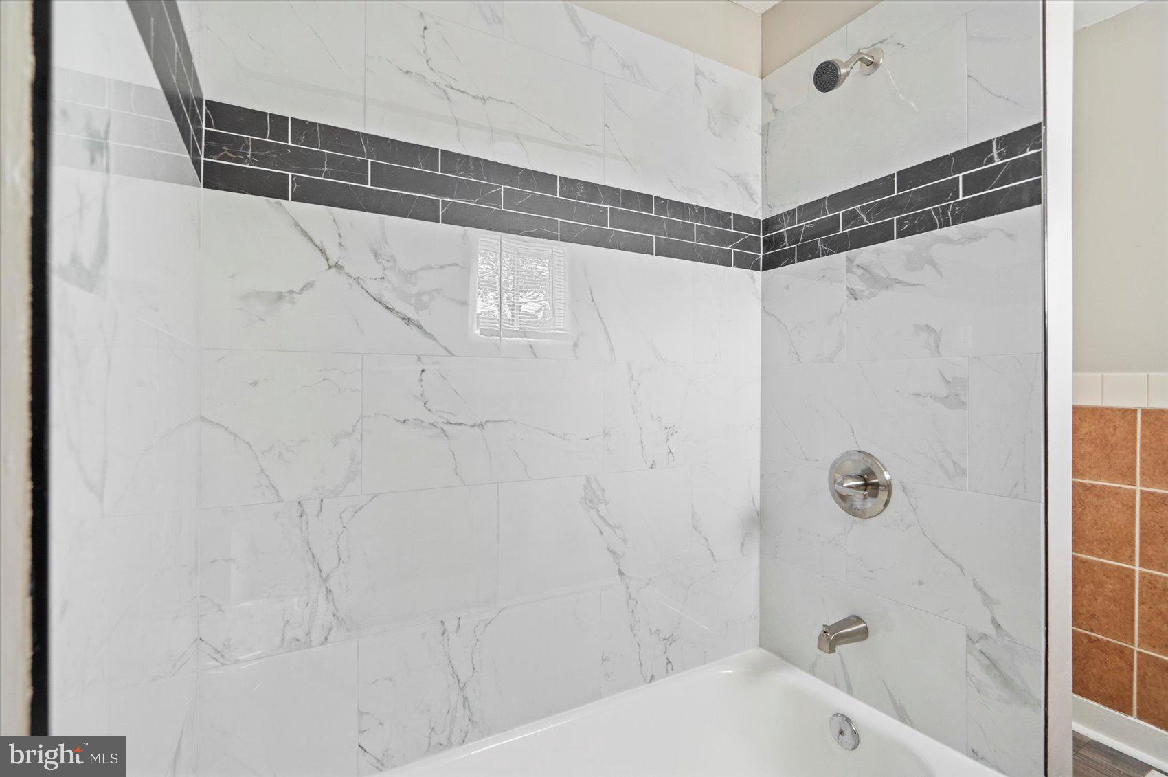 BROADWAY EAST - Residential