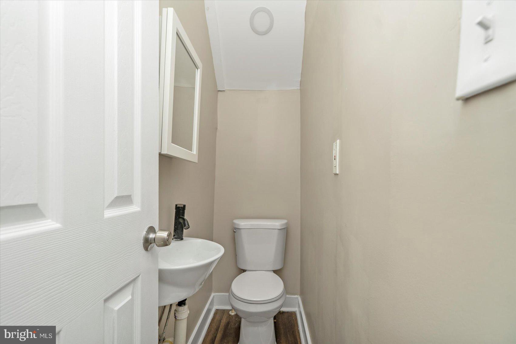 BROADWAY EAST - Residential