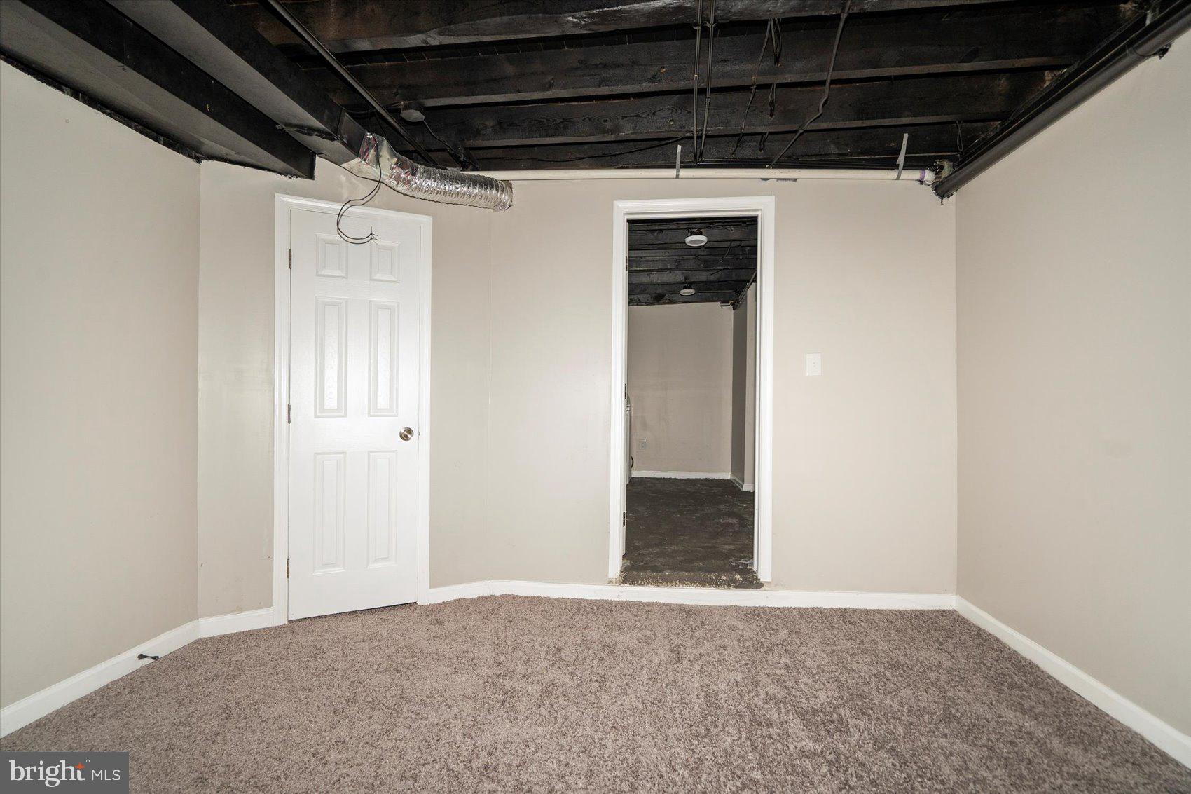 BROADWAY EAST - Residential