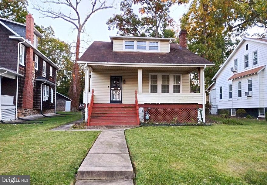 Welcome to this 4 bedroom, 2 full bath Bungalow in Howard Park that's ready for your personal touches! The upstairs bath has dual vanities, a soaking tub, bidet, and separate shower. The unfinished basement is great for storage.  The level yard is perfect for entertaining and has parking in the rear. Come bring your ideas to make this house grand.  Due to condition, the property may have health/safety risk(s). Prior to entry / access, all parties must sign a Hold Harmless Agreement and the property may only be shown by appointment.