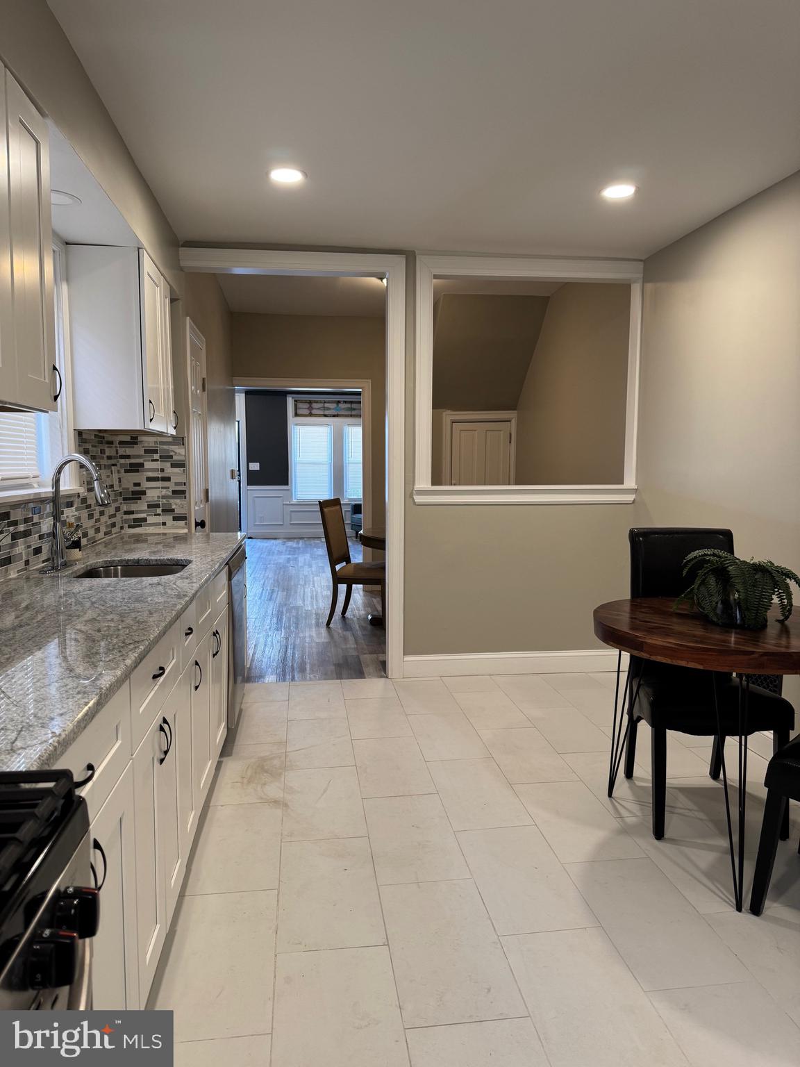 PHILADELPHIA (SOUTHWEST) - Residential