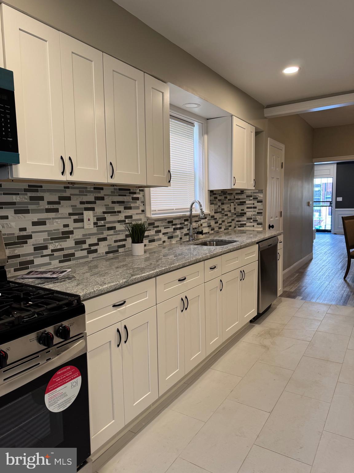 PHILADELPHIA (SOUTHWEST) - Residential