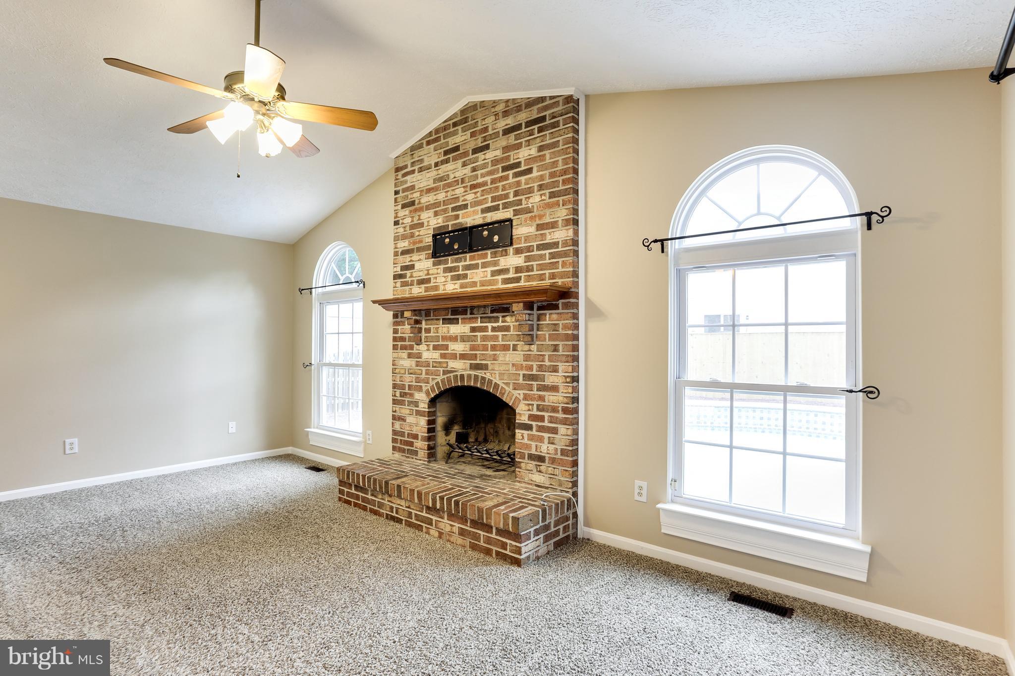 HARTING FARM - Residential